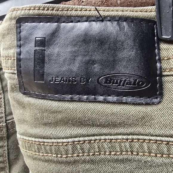 Buffalo David Bitton Men's Straight Leg Jeans in Olive - Picture 7 of 8